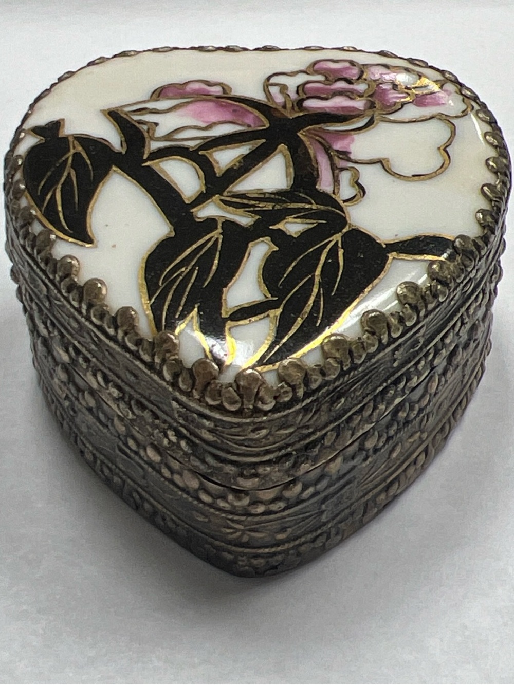 Decorative porcelain silver import jewelry Heart Trinket Box with Floral Enamel